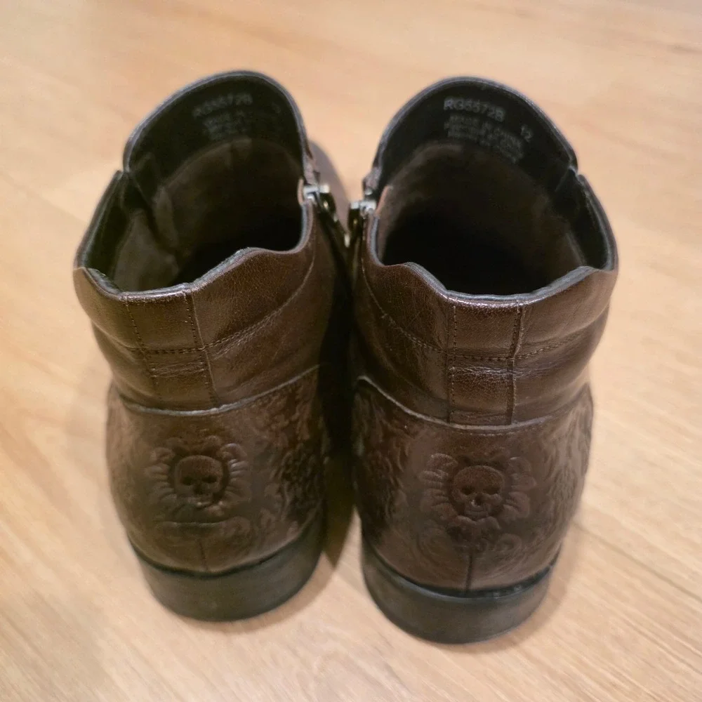 Robert Graham Navarra Brown Leather Dress Boots Size 12 Skull Embossed Zip Ankle